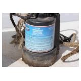 Superior Pump 1/4 HP thermoplastic Submersible Utility Pump