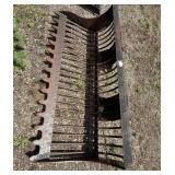 Y - Skeleton Bucket - Heavy Equipment Attachment