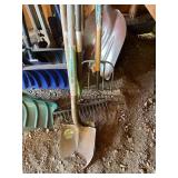Garden Tools Mixed Lot - Shovels, Rakes & Snow Pusher