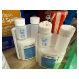 Mixed Lot of Garage Fluids Inc Insecticides, Tempo,  Klean Strip & More - content quantities unverified