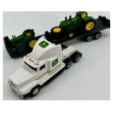 John Deere Die-Cast Tractor Hauler Set