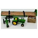 John Deere Die-Cast Tractor Hauler Set