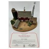 Danbury Mint Old Red Barn & John Deere Hay Barn