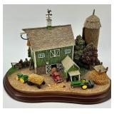 Danbury Mint Old Red Barn & John Deere Hay Barn