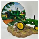 John Deere Collector Plate Set With Tractor Display