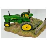 John Deere Collector Plate Set With Tractor Display