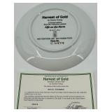 John Deere Collector Plate Set With Tractor Display