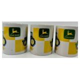 John Deere Tractor Dinnerware Set
