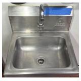 AERO sink 17w x 15 1/4d x 39h