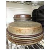 Deep dish pizza pans