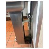 AERO sink 17w x 15 1/4d x 39h