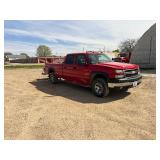2007 Chevrolet Silverado 3500HD LTZ with Tommy Gate