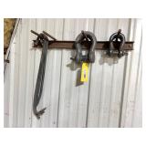 Hooks and Ubolts