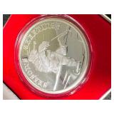 1 TROY OZ .999 FINE SILVER 2007 SEASONS GREETINGS ROUND IN BOX 1 TROY OZ .999 FINE SILVER 2007 SEASONS GREETINGS ROUND IN BOX