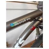 Moots Mootox RSL Titanium Mountain Bike Moots Mootox RSL Titanium Mountain Bike