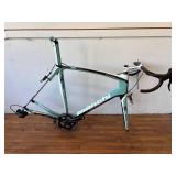 Bianchi Oltre Carbon Road Bike Size 61 - Campagnolo Super Record EPS - FOR REPAIR Bianchi Oltre Carbon Road Bike Size 61 - Campagnolo Super Record EPS - FOR REPAIR