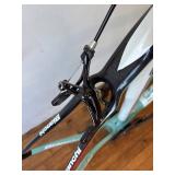 Bianchi Oltre Carbon Road Bike Size 61 - Campagnolo Super Record EPS - FOR REPAIR Bianchi Oltre Carbon Road Bike Size 61 - Campagnolo Super Record EPS - FOR REPAIR