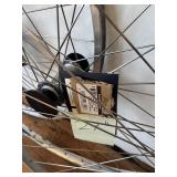 27 Inch Bicycle Wheels (Lot of 4) 27 Inch Bicycle Wheels (Lot of 4)