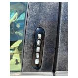 2010 MERCURY MOUNTAINEER *All Wheel Drive* (NO RESERVE)