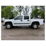 2004 CHEVROLET COLORADO Z71 LS *1 Owner | 4x4 | No Accidents Reported* (NO RESERVE)