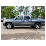 2008 CHEVROLET SILVERADO 1500 WORK TRUCK *1 Owner | 4x4* (NO RESERVE)