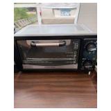 Hamilton Beach Toaster Oven.