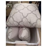 XL Pillows Grey