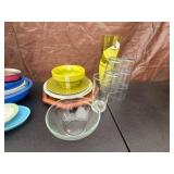 Lot of Green Dishes, Bowls & Cups.