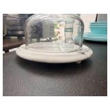 Cake Holder appears Stone