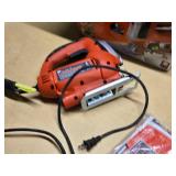 Black & Decker JS670V 6.0 Amp Orbital Jigsaw with Smart Select