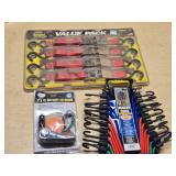Keeper Ratchet Tie-Downs and Highland Bungee Cord Set