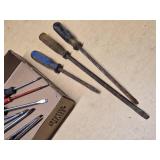 Lot of Mixed Screwdrivers