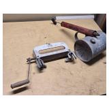 Hudson 2-Spray Insecticide Sprayer and Manual Clothes Wringer