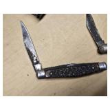 Lot of Pocket Knives including Barlow and Sabre Vintage Knives
