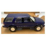AMT Ertl Promo Car 1995 Chevrolet Blazer Radar Blue Metallic New Old Stock