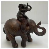Vintage Momma Elephant With Baby Elephant On Back Figurine 7 3/4' x 7 3/4' x 3 1/4'
