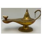 Vintage Etched Brass Aladdin Genie Style Oil Lamp 4' x 5' x 9'