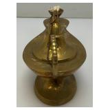Vintage Etched Brass Aladdin Genie Style Oil Lamp 4' x 5' x 9'
