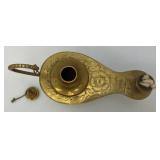 Vintage Etched Brass Aladdin Genie Style Oil Lamp 4' x 5' x 9'