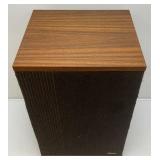 BOSE 501 Series IV Speaker Set 14' x 16' x 24'
