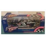 Winner’s Circle 2000 Dale Earnhardt Diecast Car