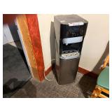 hot & cold water dispenser