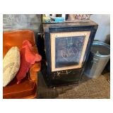 Steamer Trunk Display unit