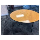 60" round folding table, like new