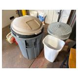 Assorted Garbage Cans