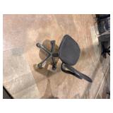 Rolling office chair