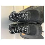 Bogs Men's Shale Waterproof Composite Toe Mid Top Work Boots (Black Multi) - Size 9.0 M MSRP $150