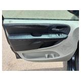 2013 DODGE GRAND CARAVAN *No Accidents Reported* (NO RESERVE)
