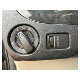 2013 DODGE GRAND CARAVAN *No Accidents Reported* (NO RESERVE)