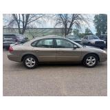 2002 FORD TAURUS SE *115k Miles* (NO RESERVE)